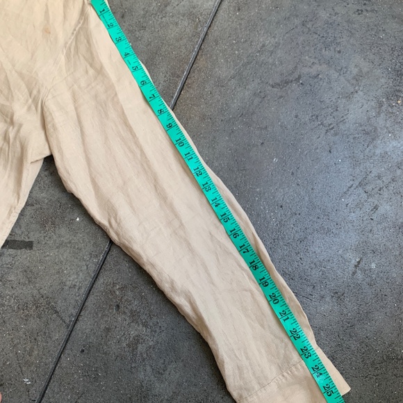 225$ Theory Irving Shirt in Relaxed Linen - Picture 8 of 12